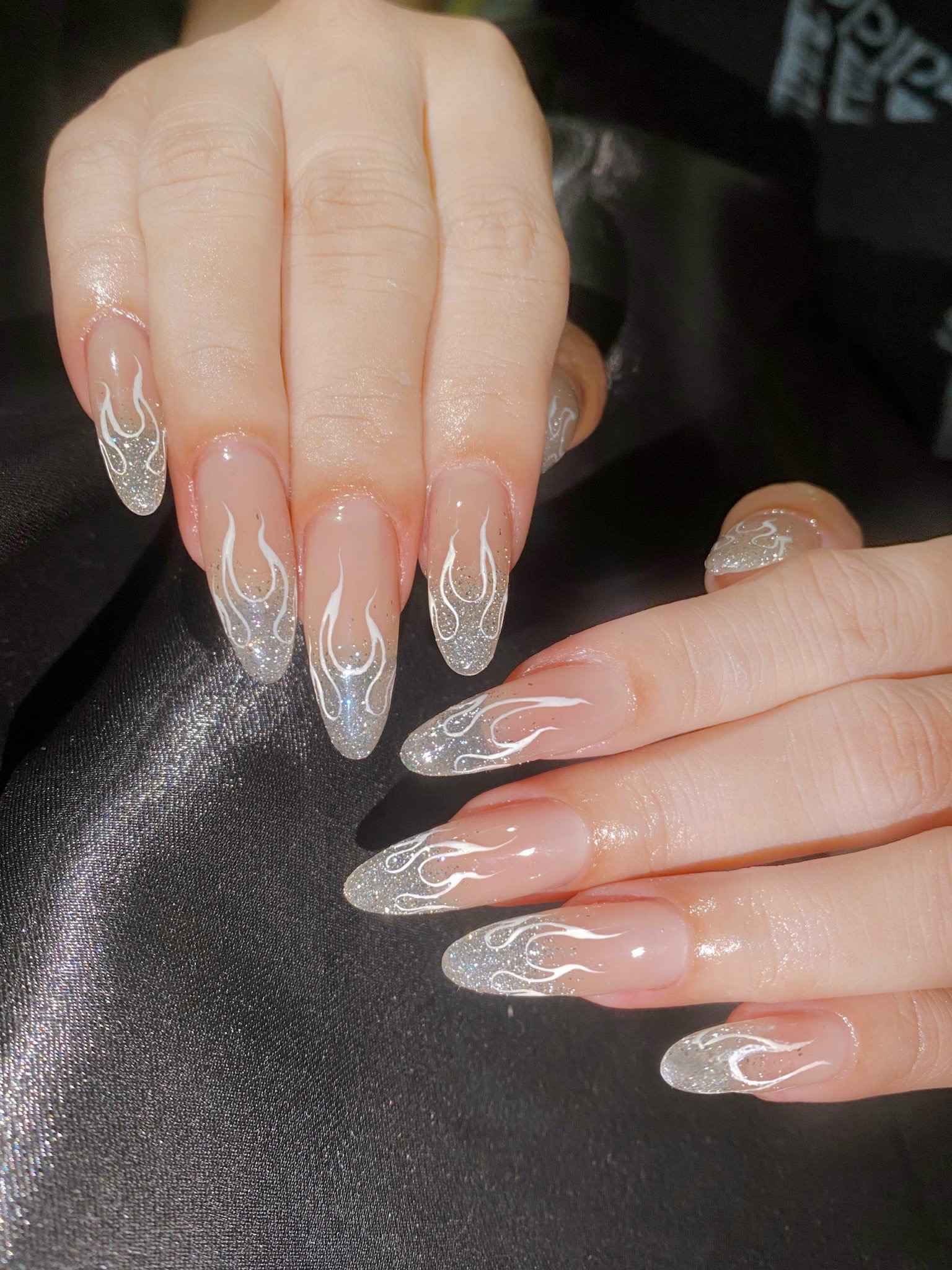 Glamour Glitter Art